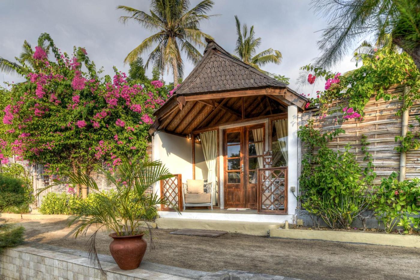 Les Villas Ottalia Gili Meno Esterno foto